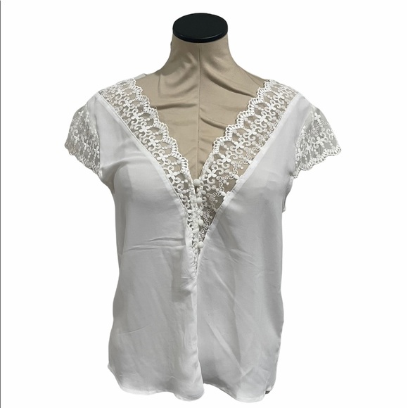 White blouse from Available by Angela fashion - Picture 1 of 3